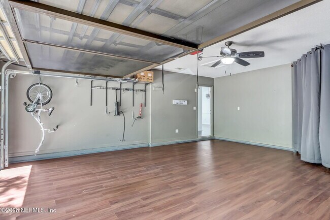 Building Photo - 566 Longmill Ln