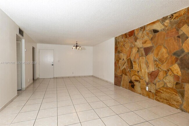 Building Photo - 8421 NW 8th St