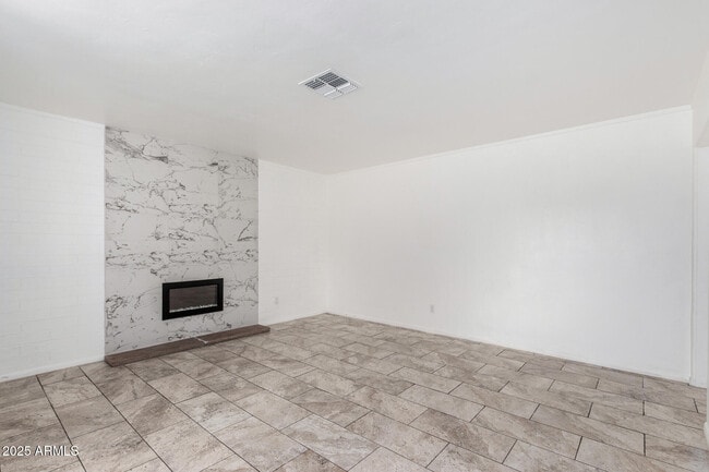 Building Photo - 6202 N 14th St