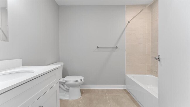 Building Photo - 475 Communipaw Ave