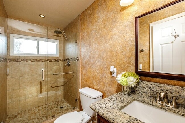 Building Photo - 395 Deep Dell Rd