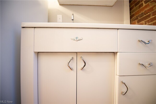 Building Photo - 641 Wheeling Ave