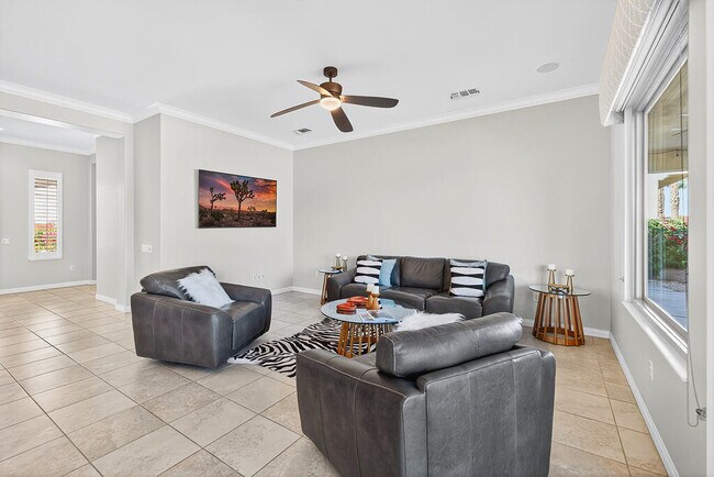 Building Photo - 81112 Avenida Lorena