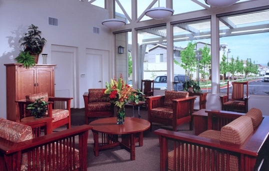 Lobby Photo - Peninsula Park Apartments