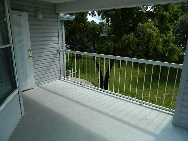 Building Photo - 1br 1 bath Condo-Lake Mary in the Regency Park Community