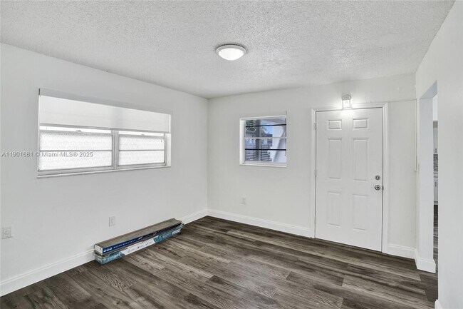 Building Photo - 5750 NW 111th St