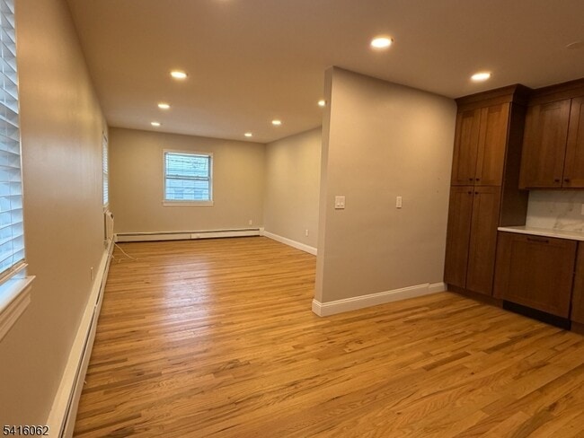 Building Photo - 93 Centre St