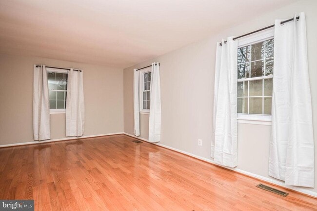 Building Photo - 9209 Frostburg Way