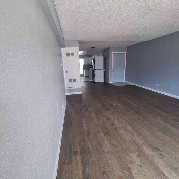 Building Photo - 3535 Rebecca Ln