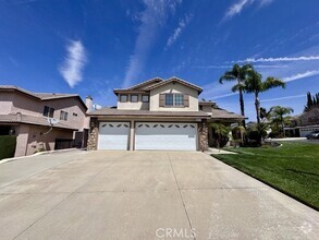 Building Photo - 32948 Levi Ct