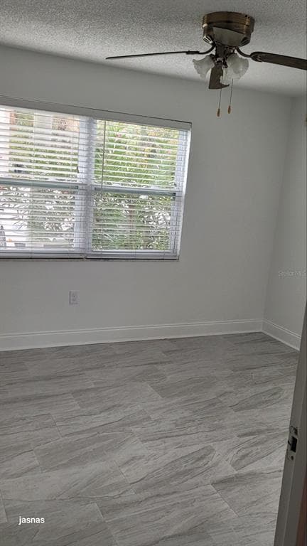 Building Photo - 349 S McMullen Booth Rd