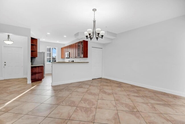 Building Photo - 5030 SW 126th Ave