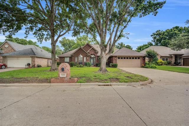 Building Photo - 1206 Brook Arbor Dr