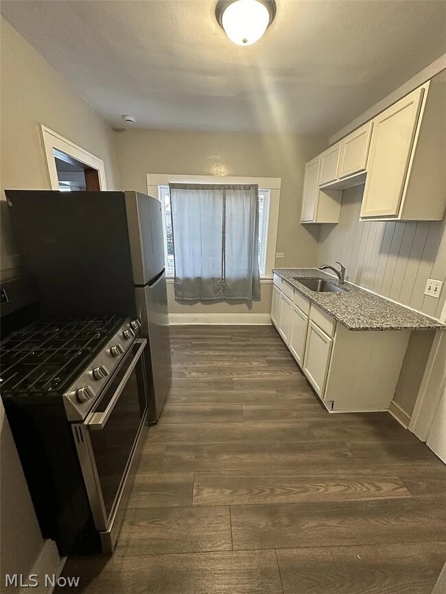 Building Photo - 414 E 146th St