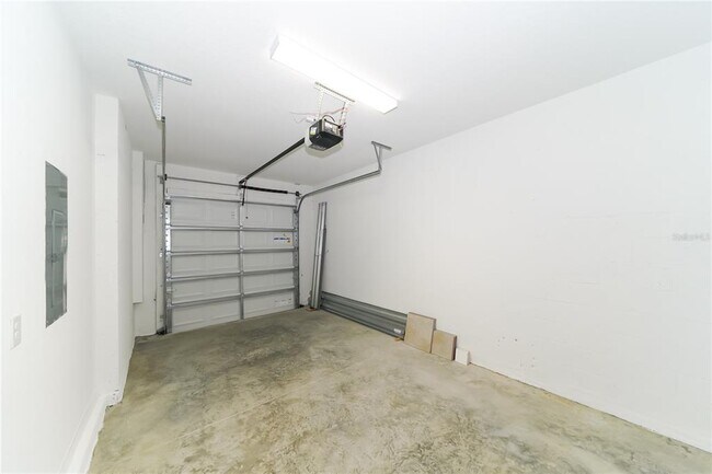 Building Photo - 2495 Midnight Pearl Dr