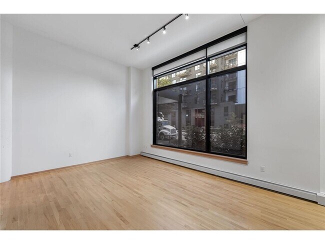 Building Photo - 1120 S 2nd St