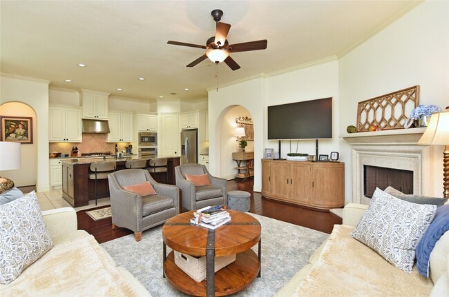 Building Photo - 13117 Stoneleigh Terrace Dr
