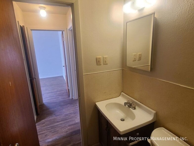 Building Photo - 3606 Tanner Dr