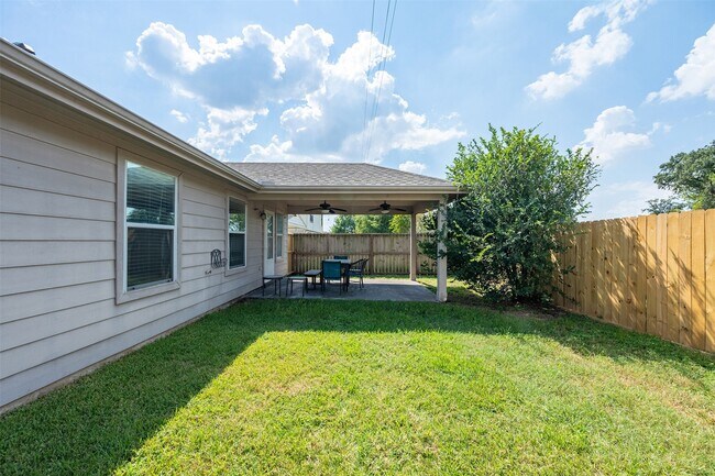 Building Photo - 15823 Kings Cypress Ln