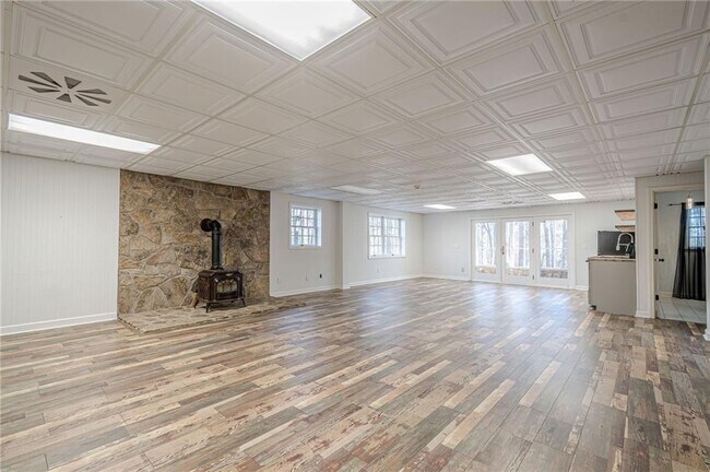 Building Photo - 34 Johnston Row NW