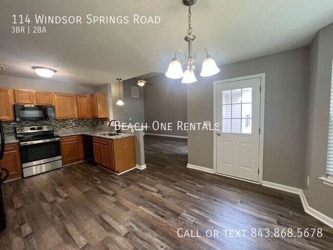 Building Photo - 114 Windsor Springs Rd