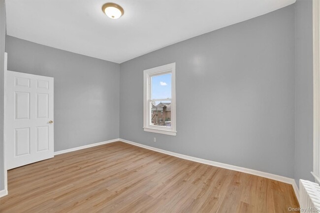 Building Photo - 4 Amackassin Terrace