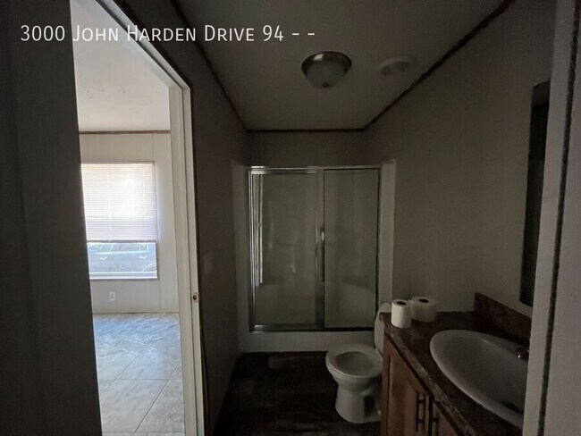 Building Photo - 3000 John Harden Dr