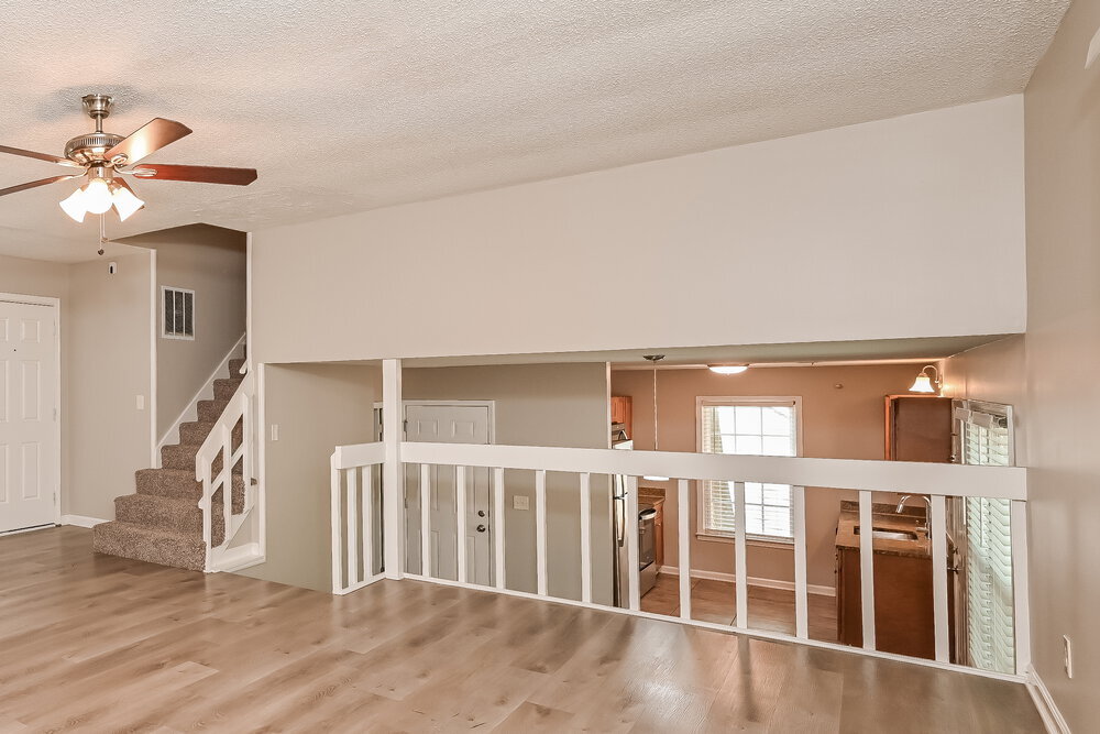 Building Photo - 2128 Summertown Dr