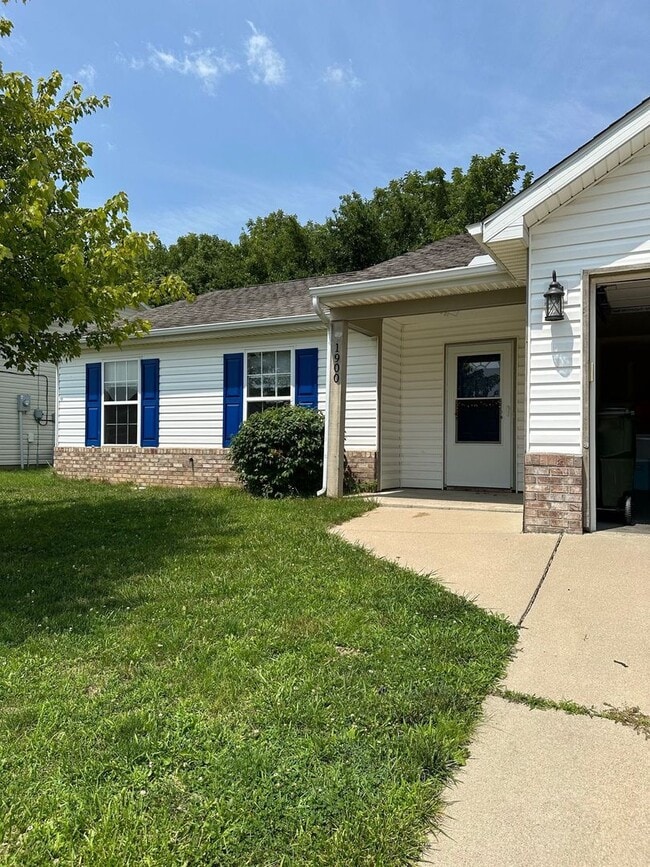 Building Photo - 3 Bedroom Home in West Lafayette