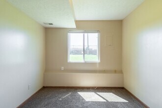 Building Photo - 2231-2237 SW 19