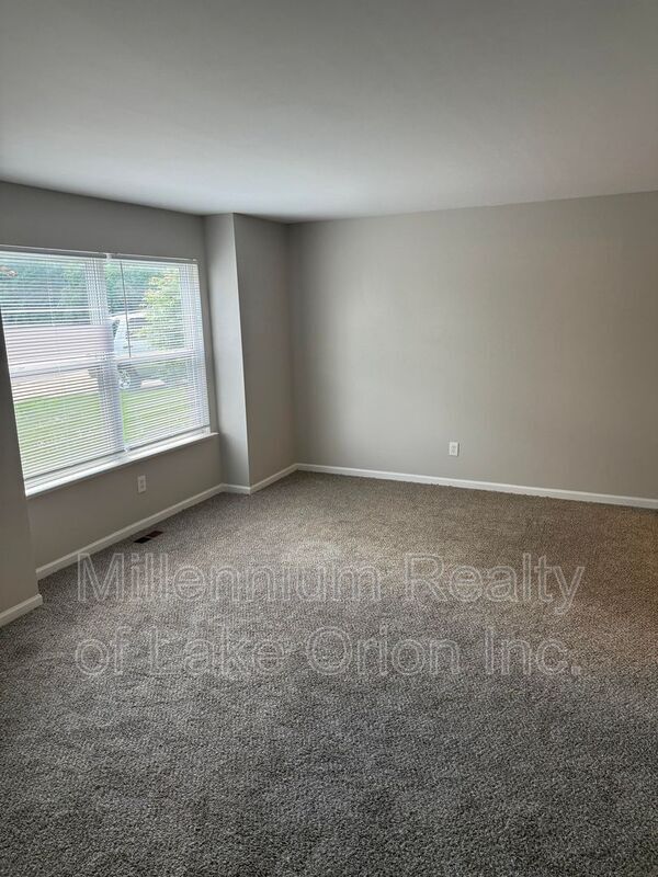 Building Photo - 1106 Oak Valley Dr