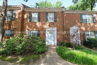 Building Photo - 6246 S Yorktown Pl