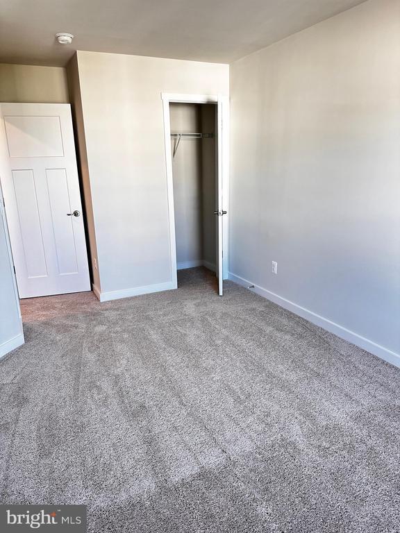 Building Photo - 30 Trotting Rd