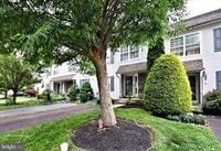 Building Photo - 4530 Louise St Claire Dr