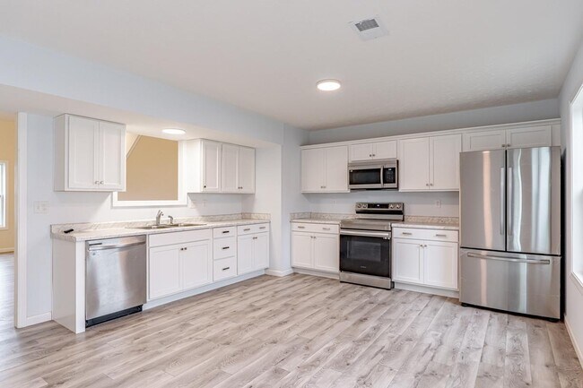 Building Photo - 128 Alumni Dr