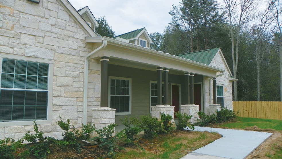 Lake View Apartments 55+ Older Senior Living 3650 N Broadway Ave