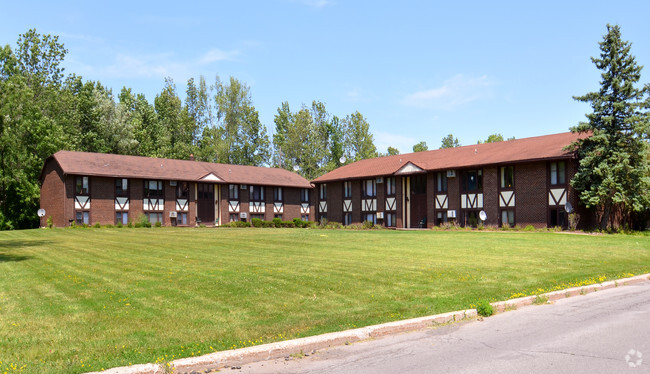 The Tudor Heights Apartments - Tudor Heights Apartments