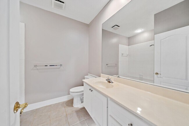 Building Photo - 351 Legare Ct