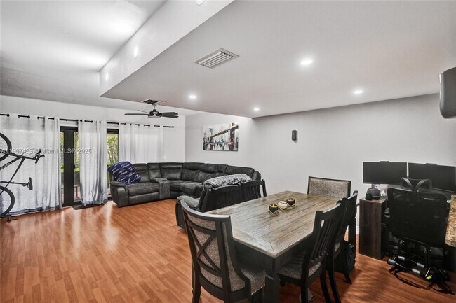 Building Photo - 4736 NW 90th Ave