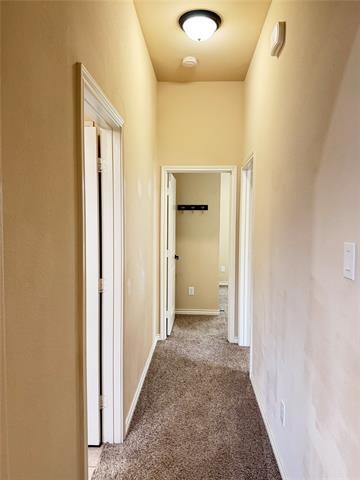Building Photo - 637 Peach Ln