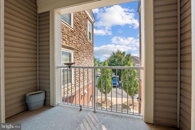 Building Photo - 42612 Hardage Terrace