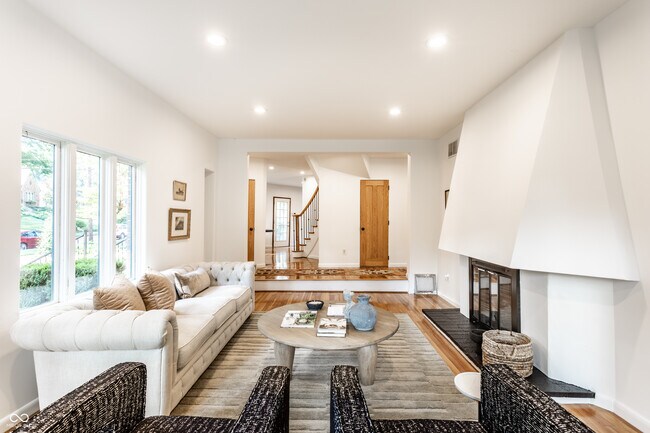 Building Photo - 5758 Wildwood Ave