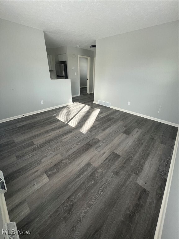 Building Photo - 2557 Edwin Ave