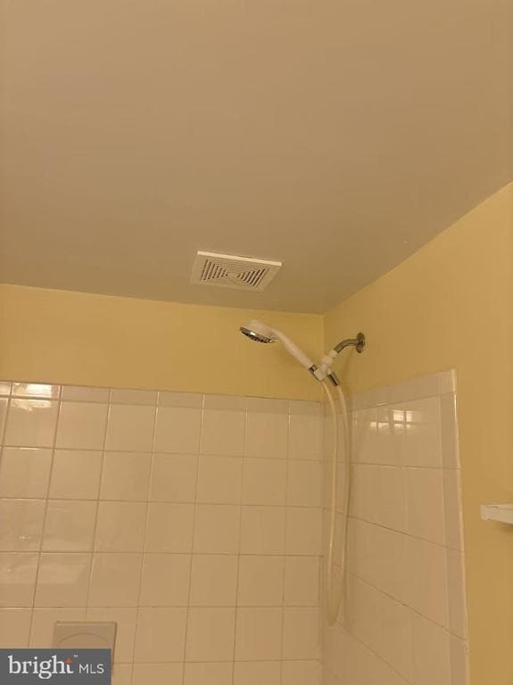 Building Photo - 1001 Marcy Ave