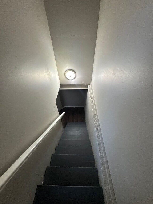 Building Photo - AVAILABLE NOW!! Oak Grove 3 Bed 2 Car garage!