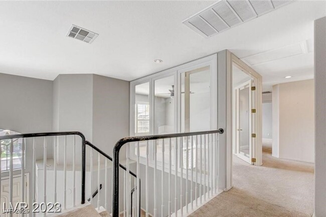 Building Photo - 1842 Bogey Way
