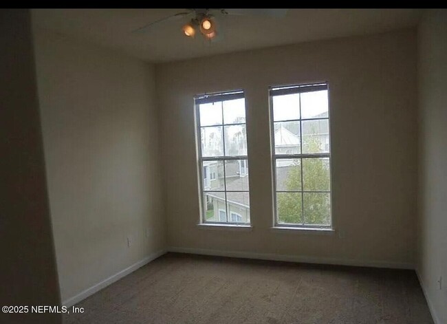 Building Photo - 1300 Riverplace Blvd