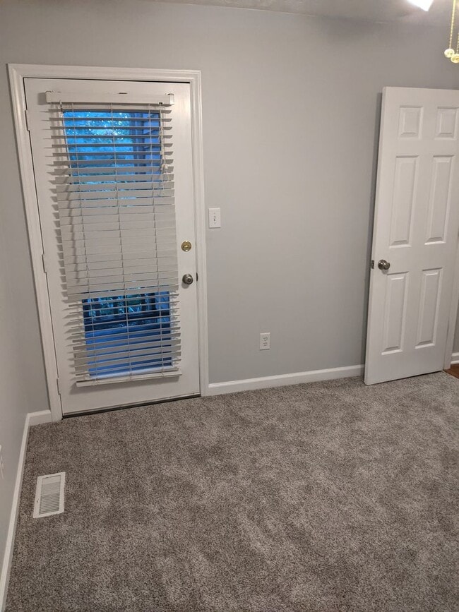 Building Photo - bamfo415