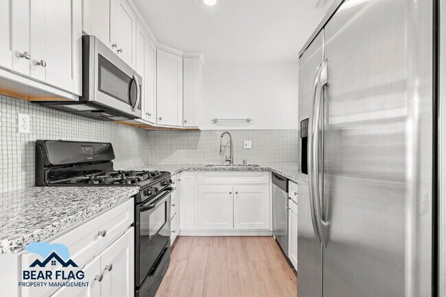 Building Photo - For Rent $2,280 - 2 bed, 1 bath