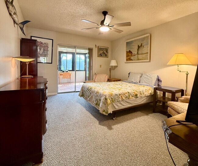 Building Photo - 14464 Campanelli Dr